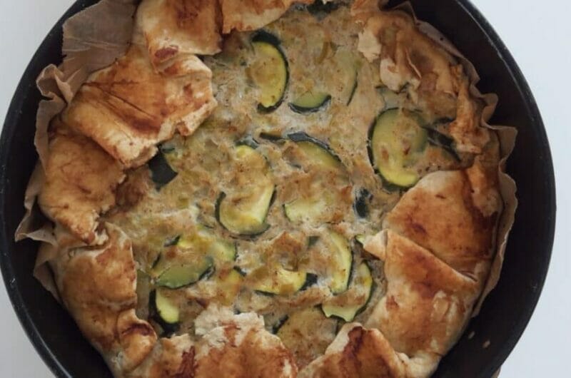 Torta salata di porri e zucchine